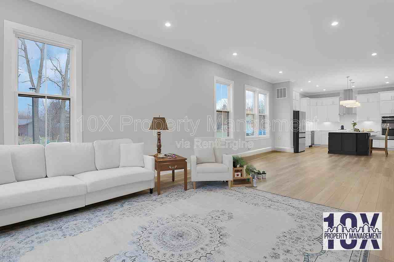 106 Encore Park Bnd S - Photo 6 of 39