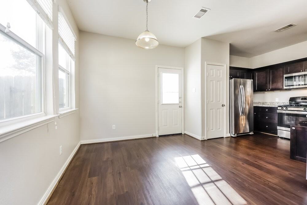 2818 Mesquite Ridge Dr - Photo 6 of 17