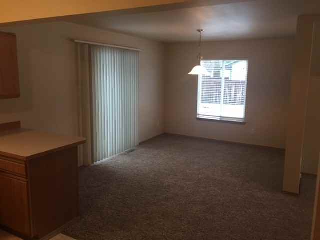 15910 94th Avenue Ct E #B - Photo 5 of 10