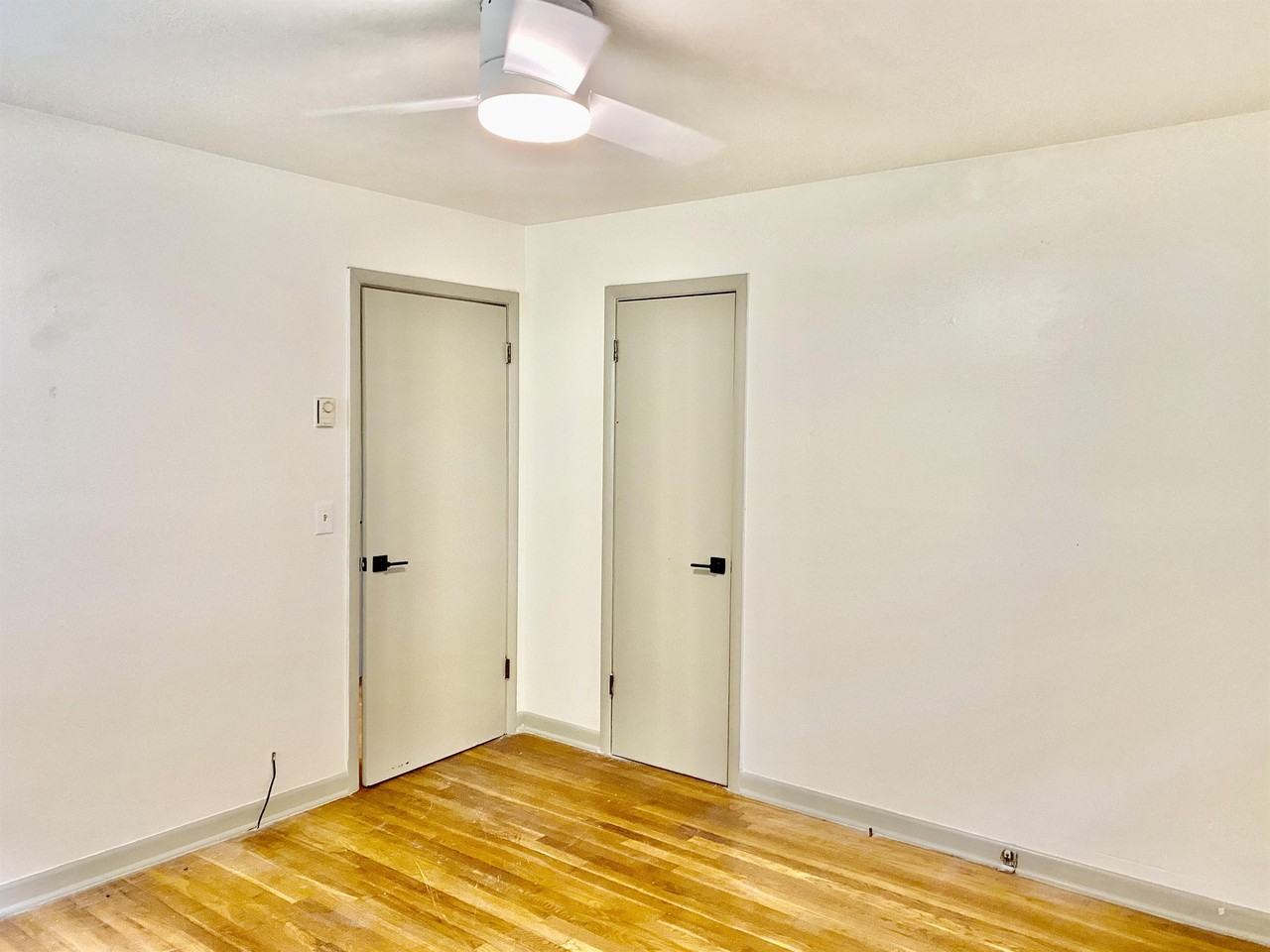 3202 Blair Blvd #B - Photo 3 of 10