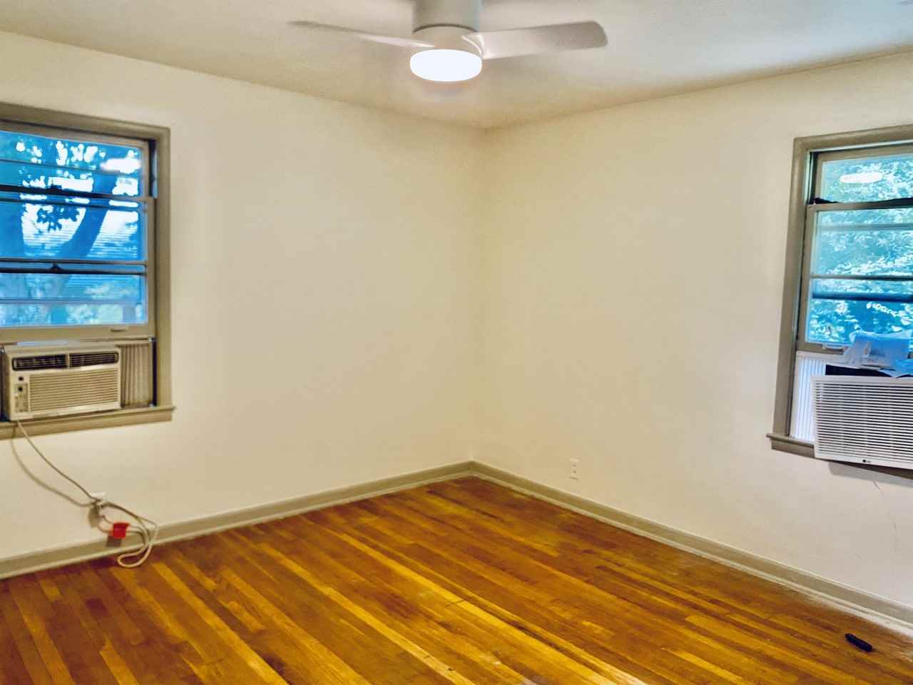 3202 Blair Blvd #B - Photo 7 of 10