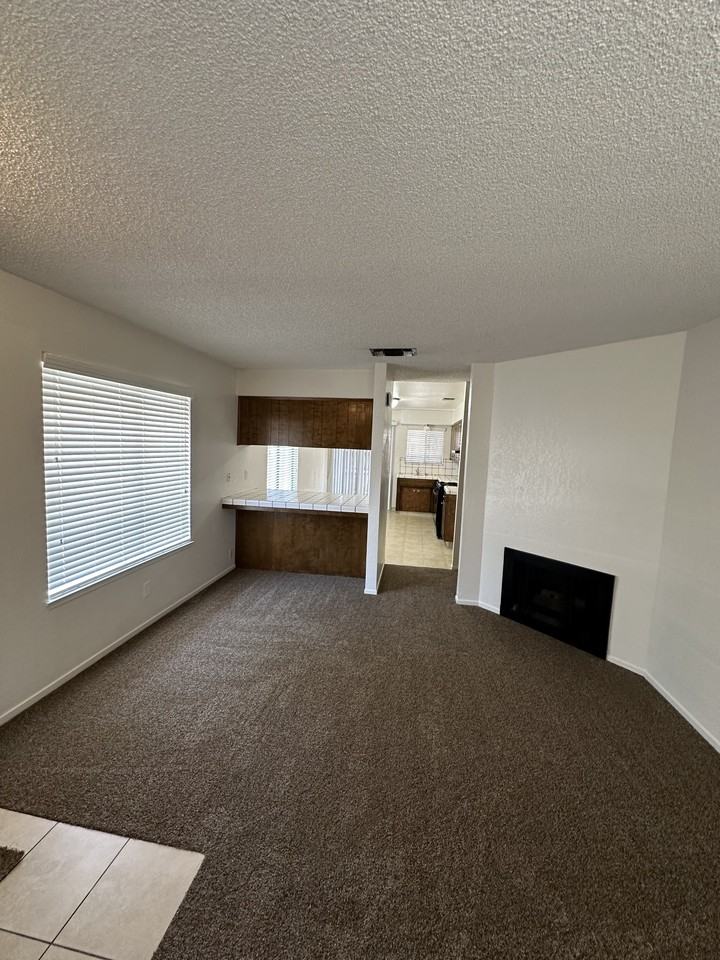 3819 S Shady St #3819 - Photo 6 of 18