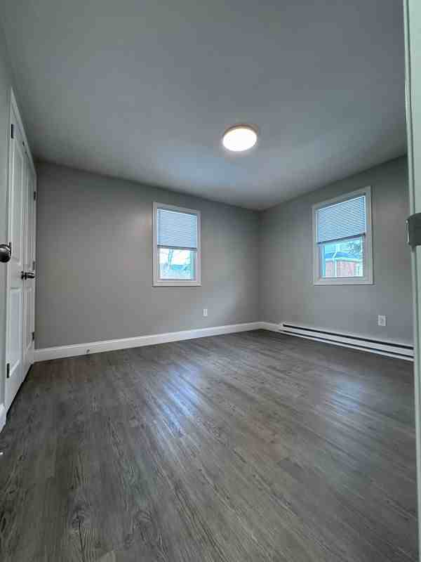 95 Orpheum Ave Unit 95 - Photo 2 of 3