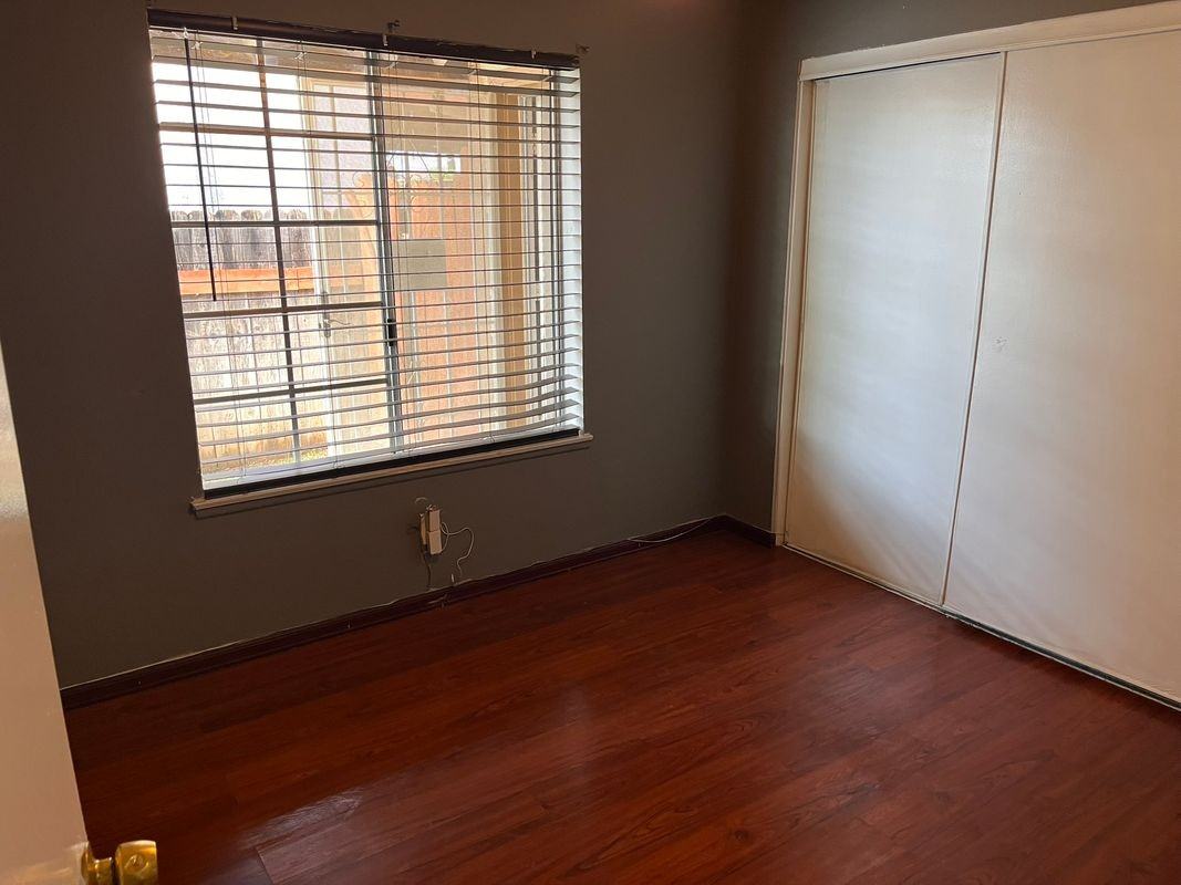 24418 Electra Ct - Photo 3 of 14