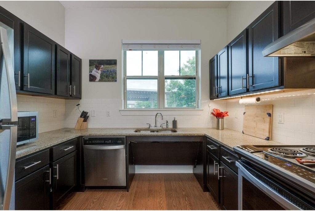 2400 Louis Henna Blvd ##301 - Photo 4 of 26