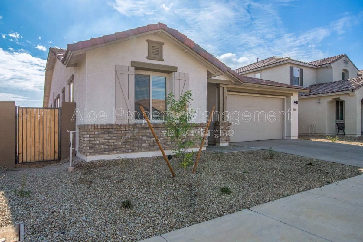 14445 W Faye Way - Photo 2 of 10