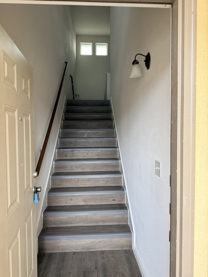 1112 Muirfield Bend Drive #D - Photo 2 of 16