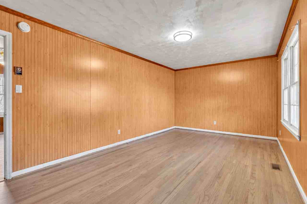 107 Rosewood Cir - Photo 6 of 27