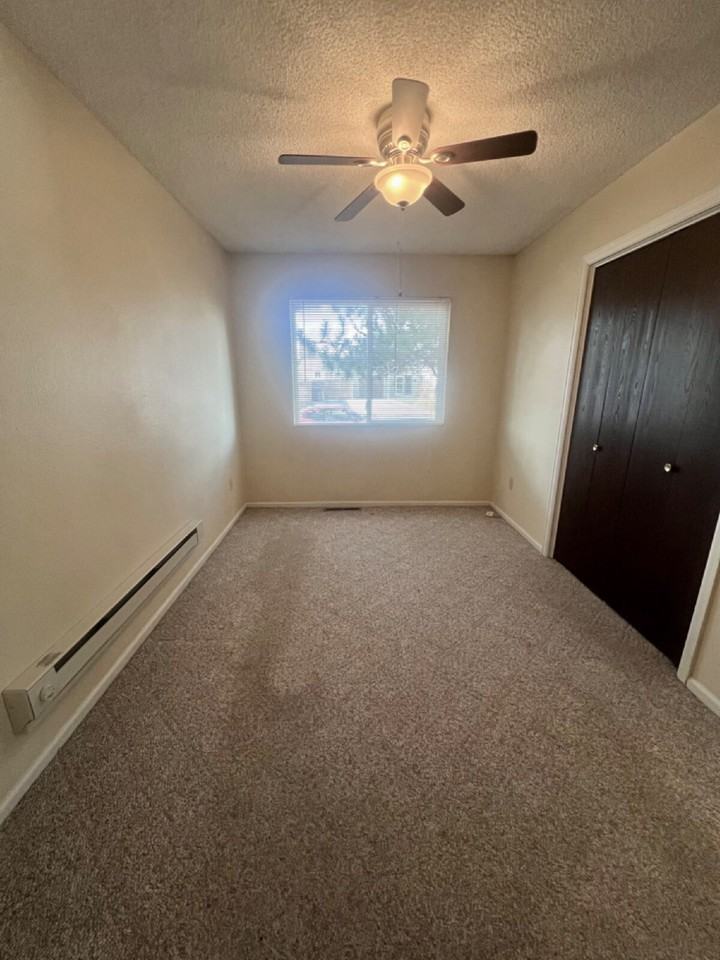 5001 Townsend Pl - Photo 3 of 11