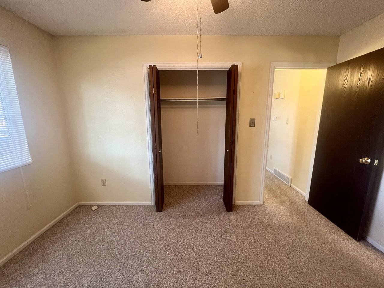 5001 Townsend Pl - Photo 5 of 11