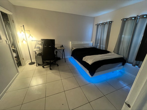 150 Santa Clara Dr #5 - Photo 2 of 7