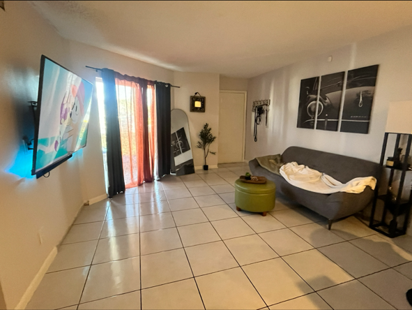 150 Santa Clara Dr #5 - Photo 6 of 7