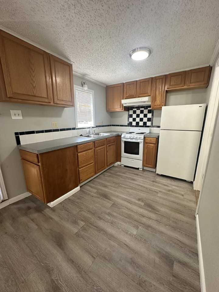 2613 25th St Rear - Photo 4 of 7