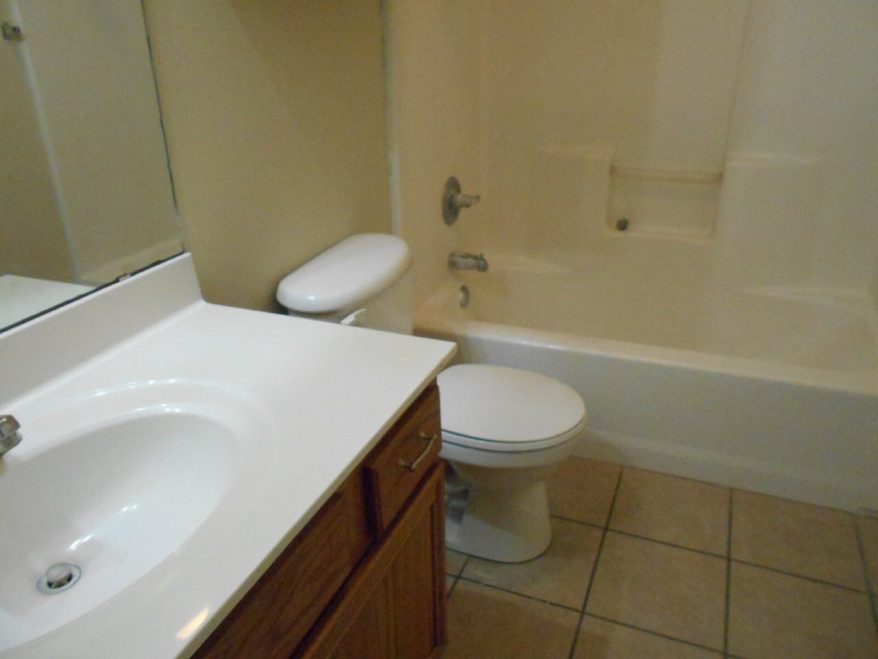 808 N Evanston Ave - Photo 7 of 13