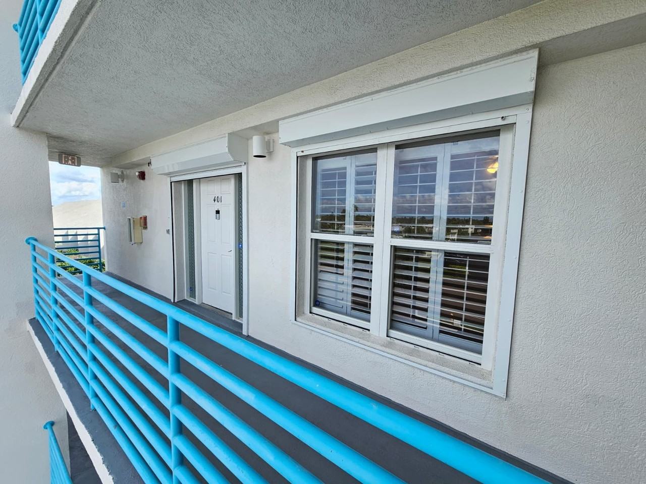 571 Highway #401 - Photo 3 of 32