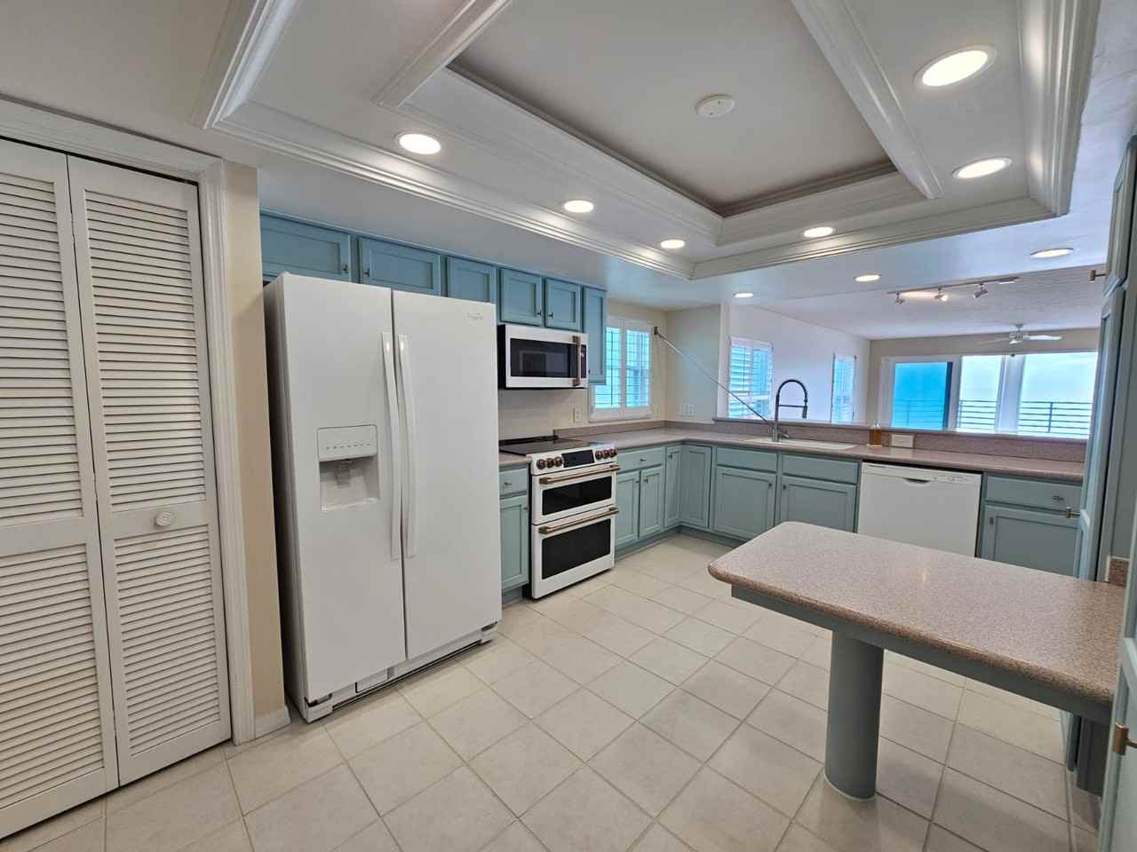 571 Highway #401 - Photo 5 of 32