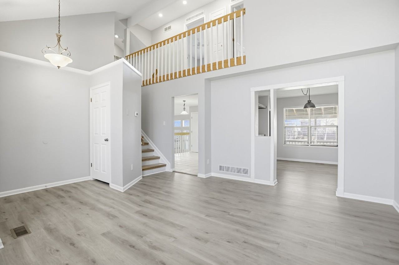 5812 S Jericho Way - Photo 2 of 31