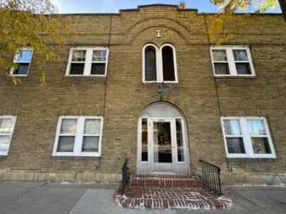 2016 Central Ave Ne - Photo 4 of 19