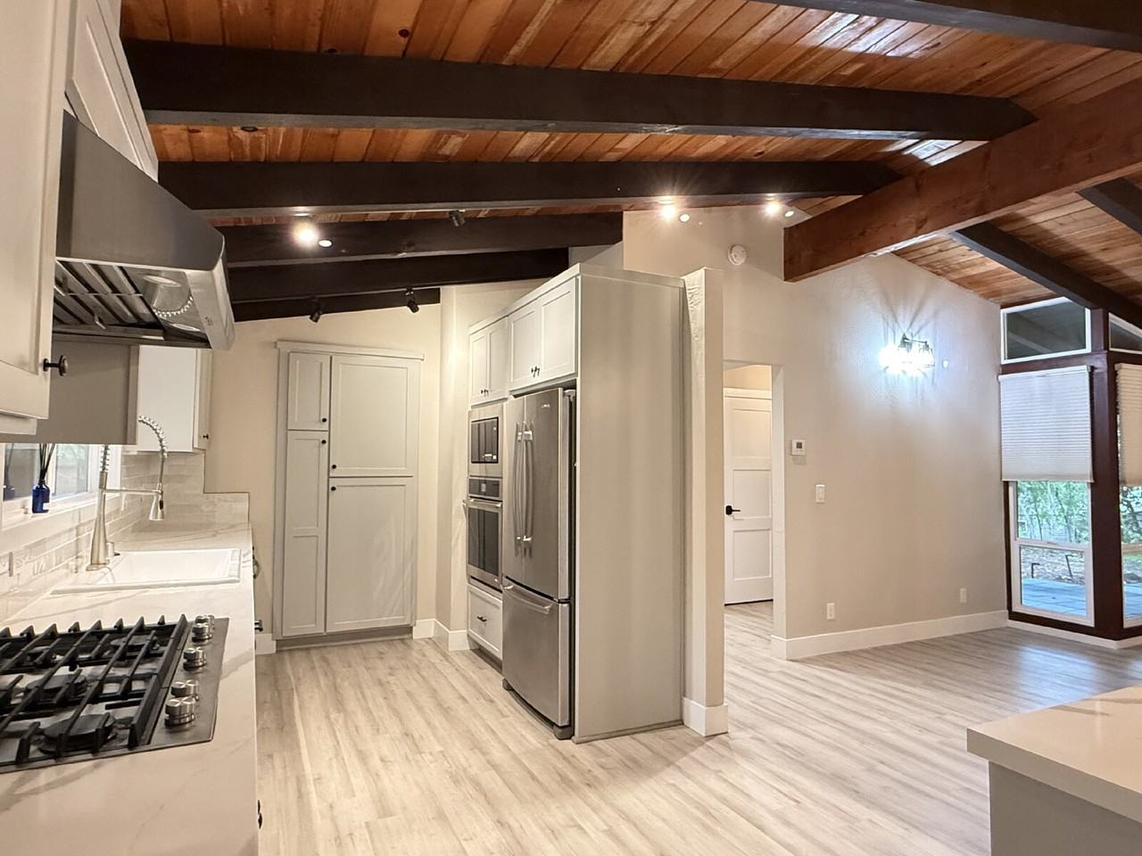 1 Fawn Ln - Photo 7 of 19