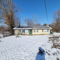 9726 E Raymond St - Photo 1 of 1