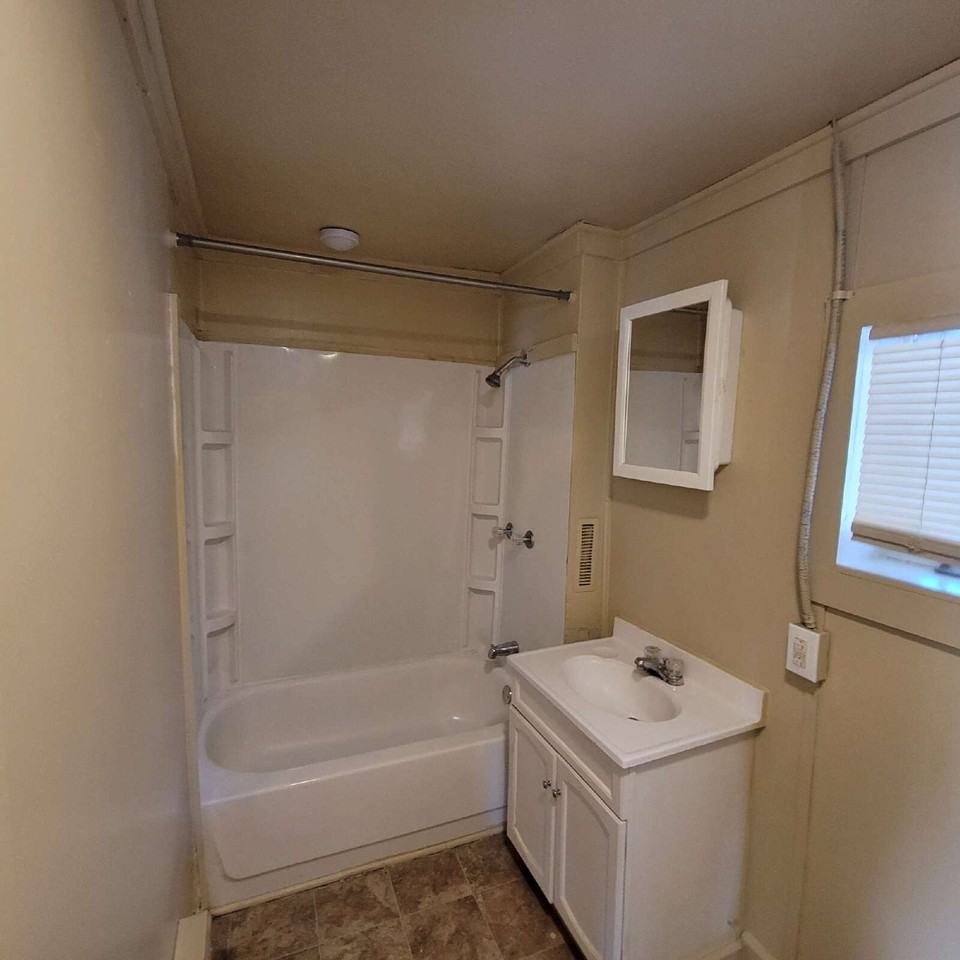 9726 E Raymond St - Photo 5 of 6