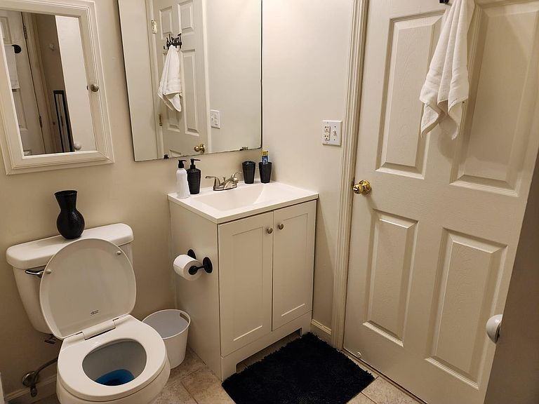 831 Edpas Rd - Photo 3 of 15