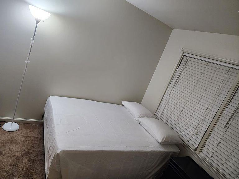 831 Edpas Rd - Photo 7 of 15