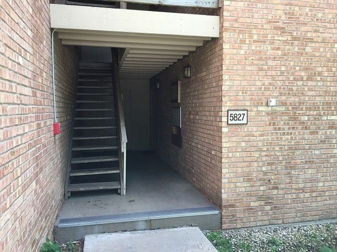 5827 Oakwood Dr - Photo 2 of 21