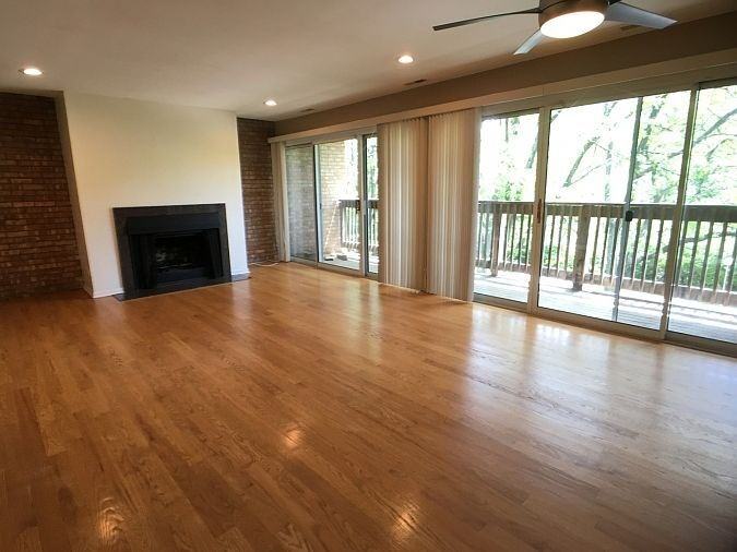 5827 Oakwood Dr - Photo 3 of 21