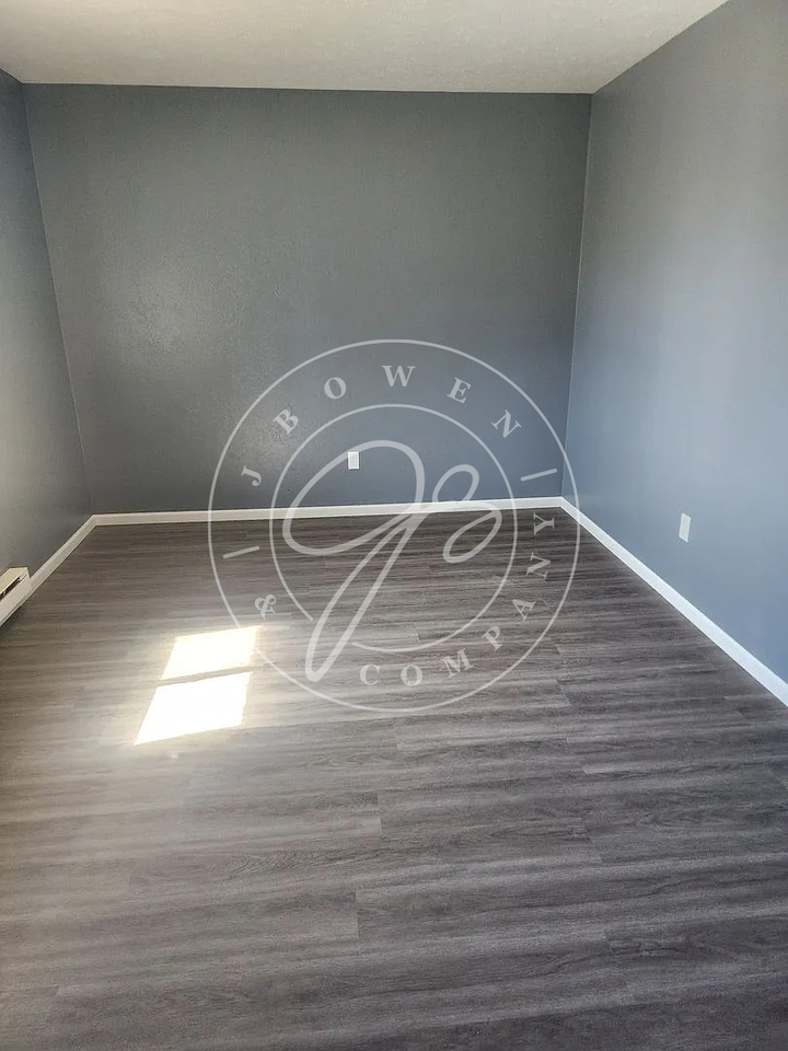 1607 Pemberville Rd - Photo 7 of 9