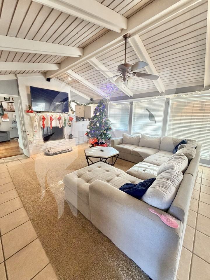 3013 Old Mallard Rd - Photo 4 of 27