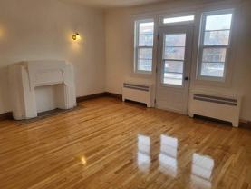 1950 Saint-Joseph - Photo 1 of 1