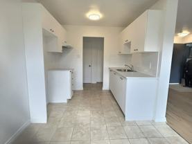 2940 Mazenod - Photo 1 of 1