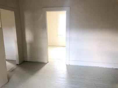 1104 W 24th St - Photo 4 of 14