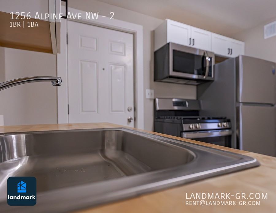 1256 Alpine Ave Nw #2 - Photo 3 of 14