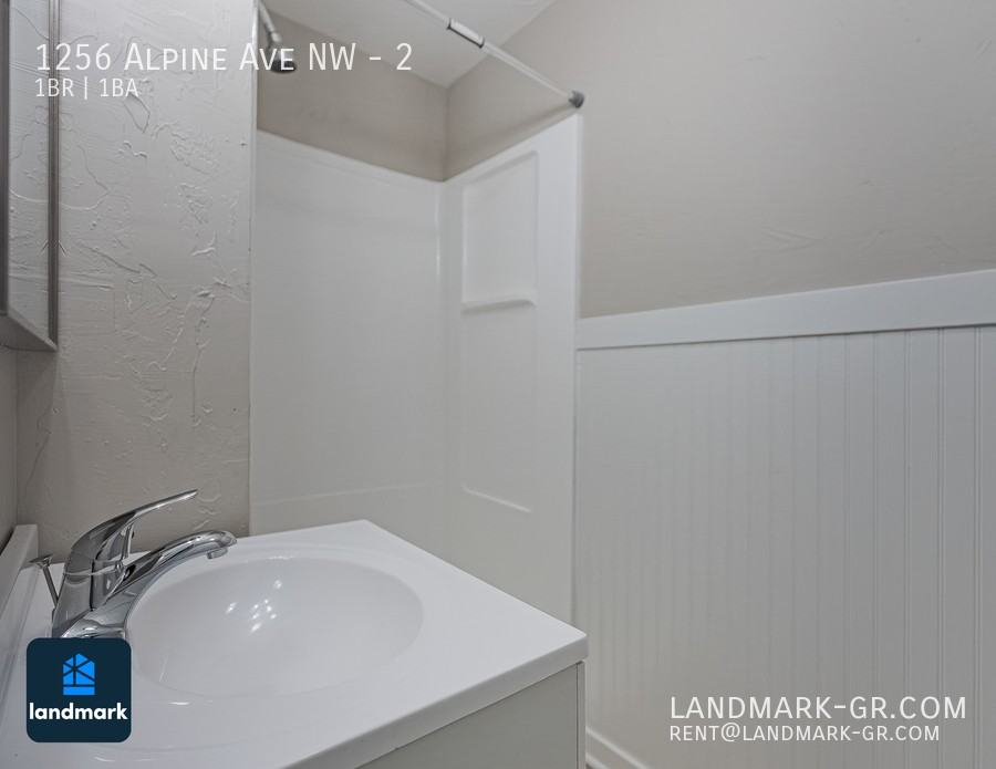 1256 Alpine Ave Nw #2 - Photo 5 of 14