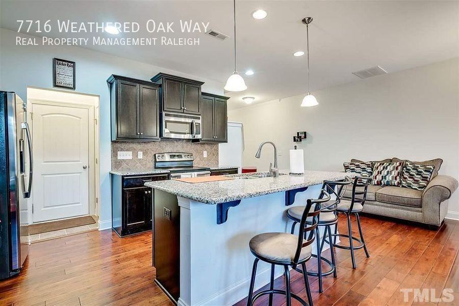 7716 Weathered Oak Way - Photo 7 of 17