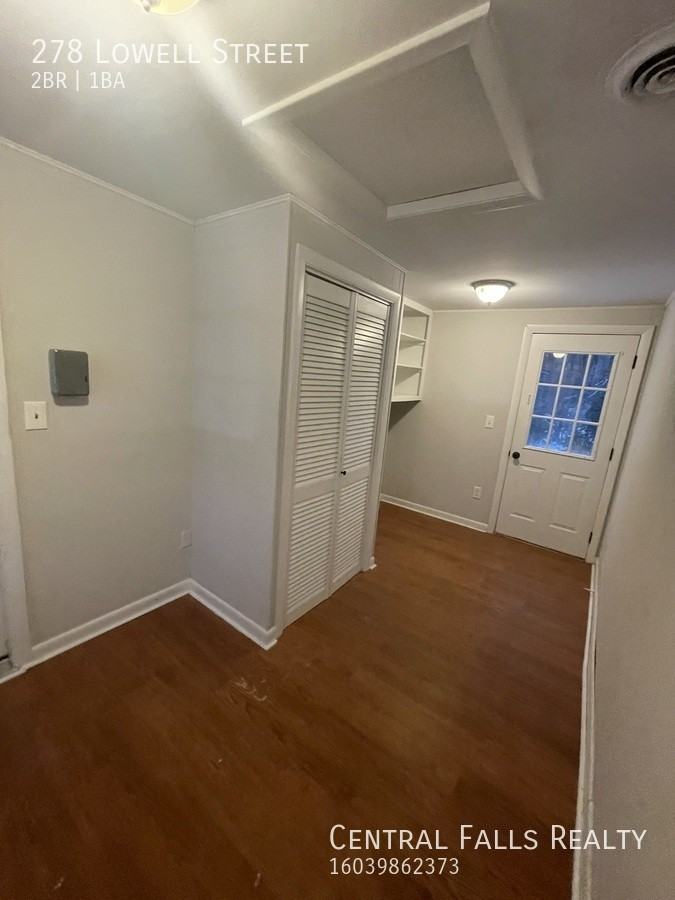 278 Lowell St - Photo 2 of 19