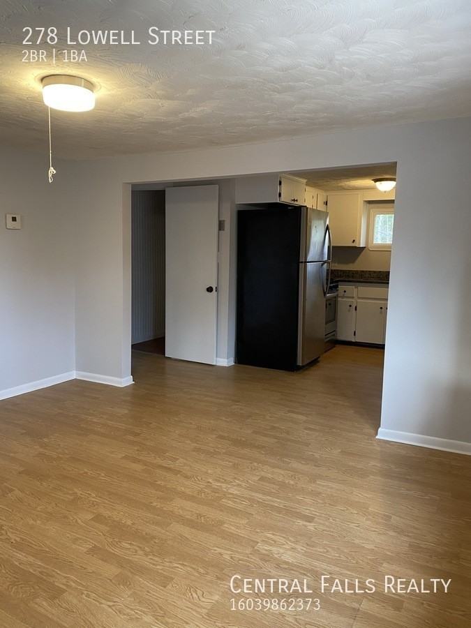 278 Lowell St - Photo 7 of 19