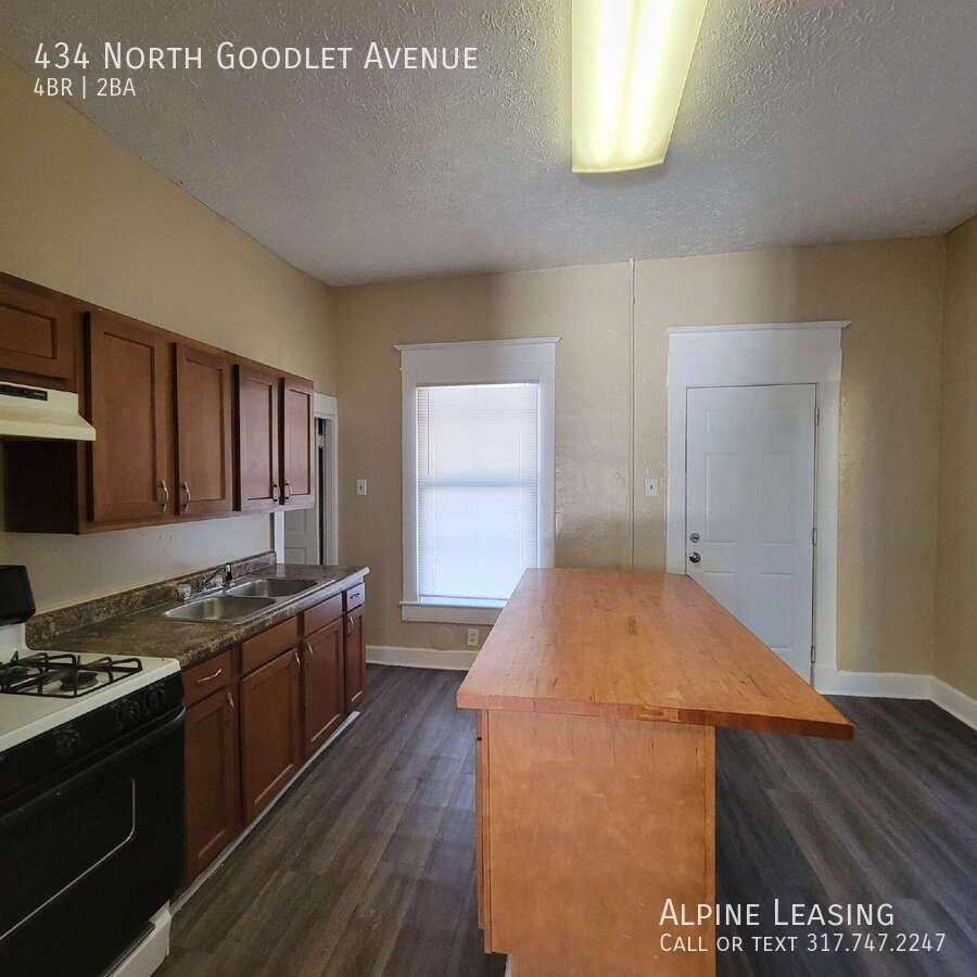 434 N Goodlet Ave - Photo 2 of 8