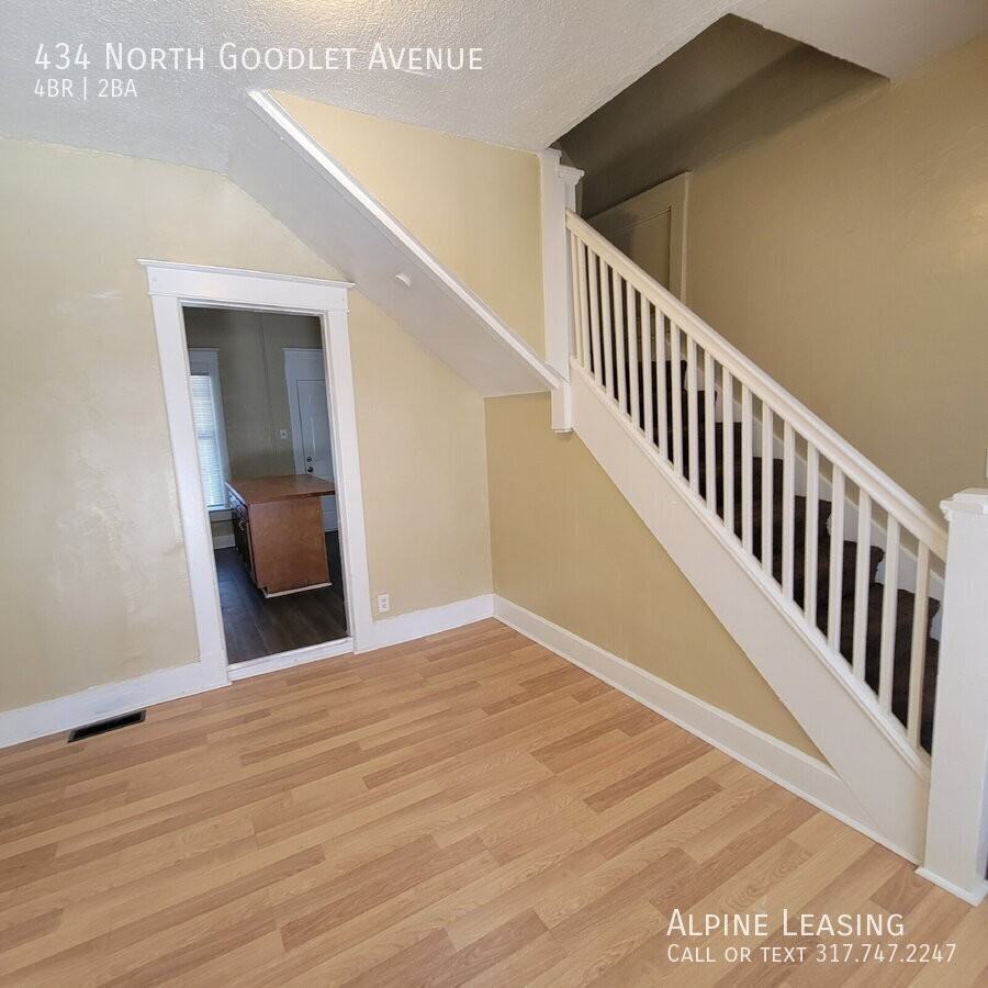 434 N Goodlet Ave - Photo 4 of 8