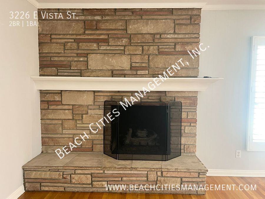 3226 E Vista St - Photo 6 of 39