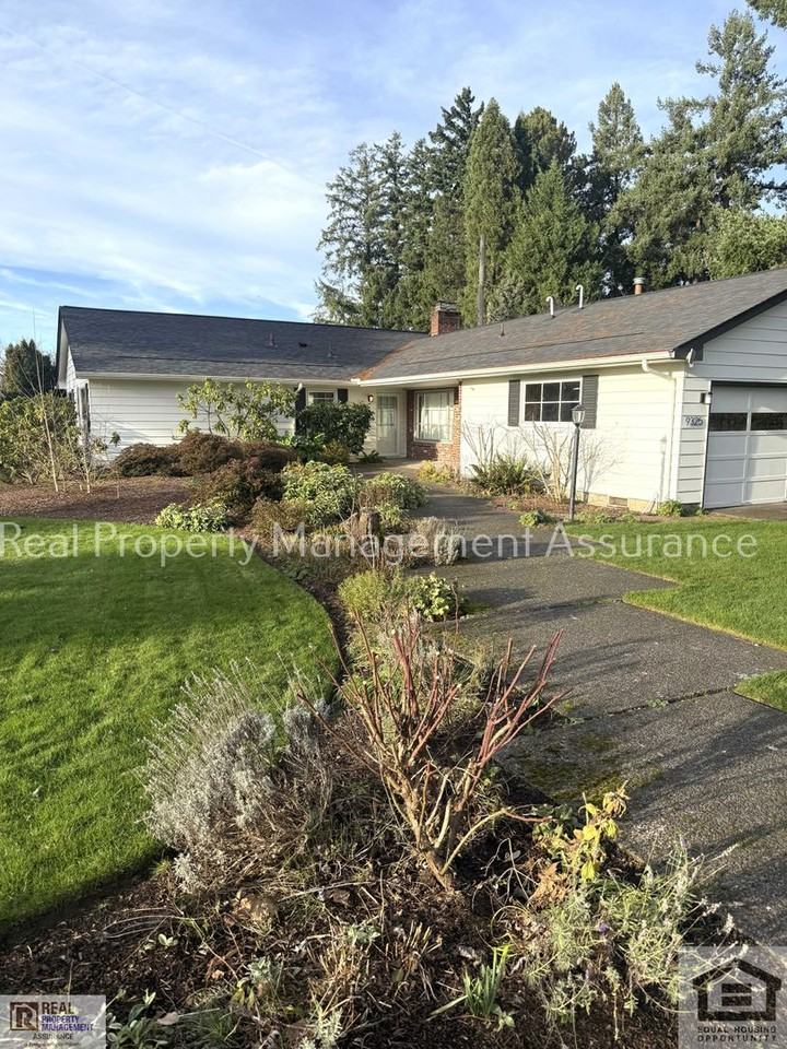 9325 Sw Royal Woodlands Dr - Photo 4 of 43