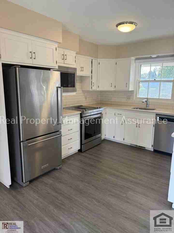 9325 Sw Royal Woodlands Dr - Photo 5 of 43