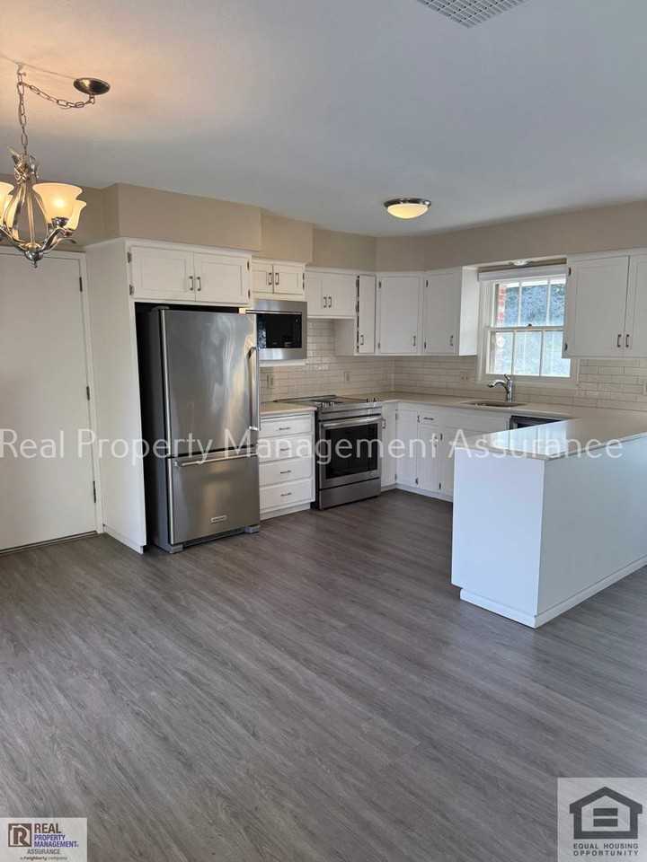 9325 Sw Royal Woodlands Dr - Photo 6 of 43