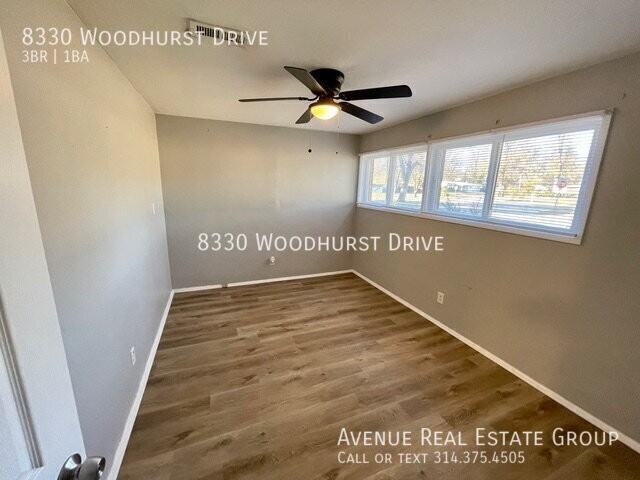 8330 Woodhurst Dr - Photo 4 of 8