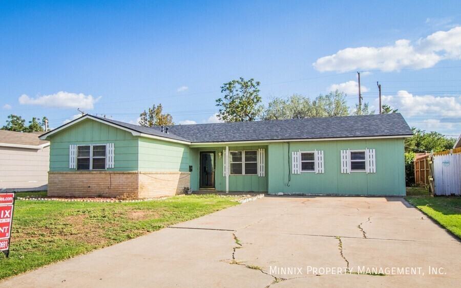 4825 53rd St - Photo 4 of 19