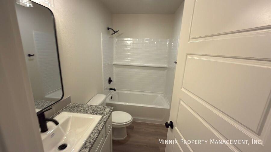 7213 7th St - Photo 5 of 5