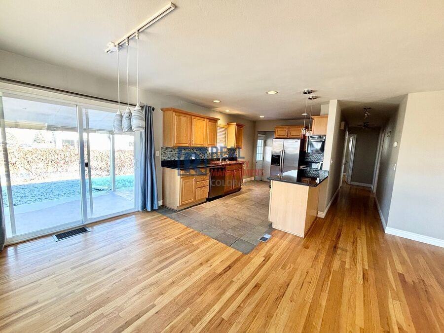 5301 Highline Pl - Photo 4 of 13