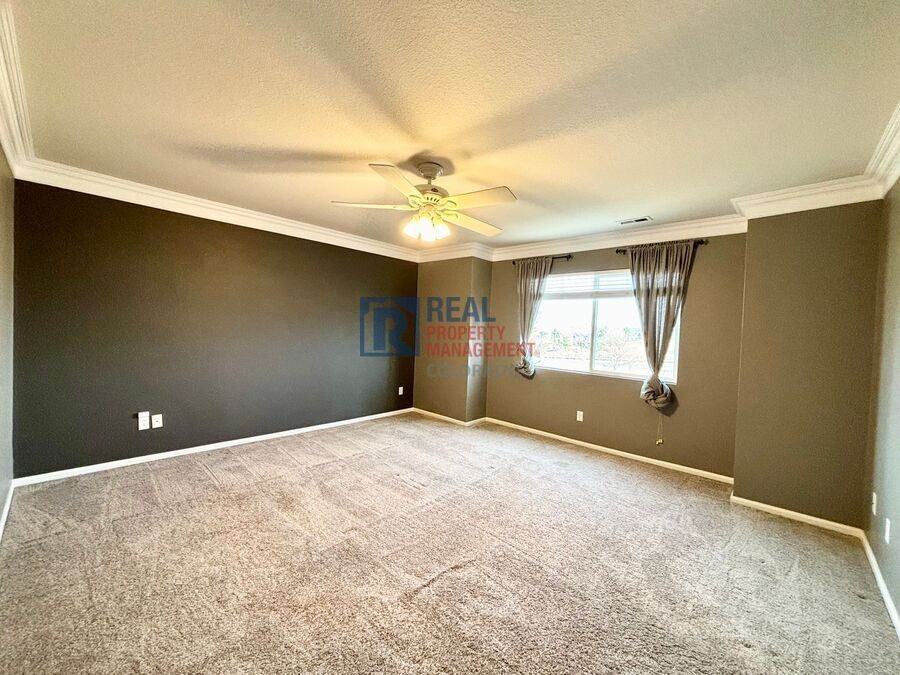 16800 E Hollow Horn Ave - Photo 6 of 15